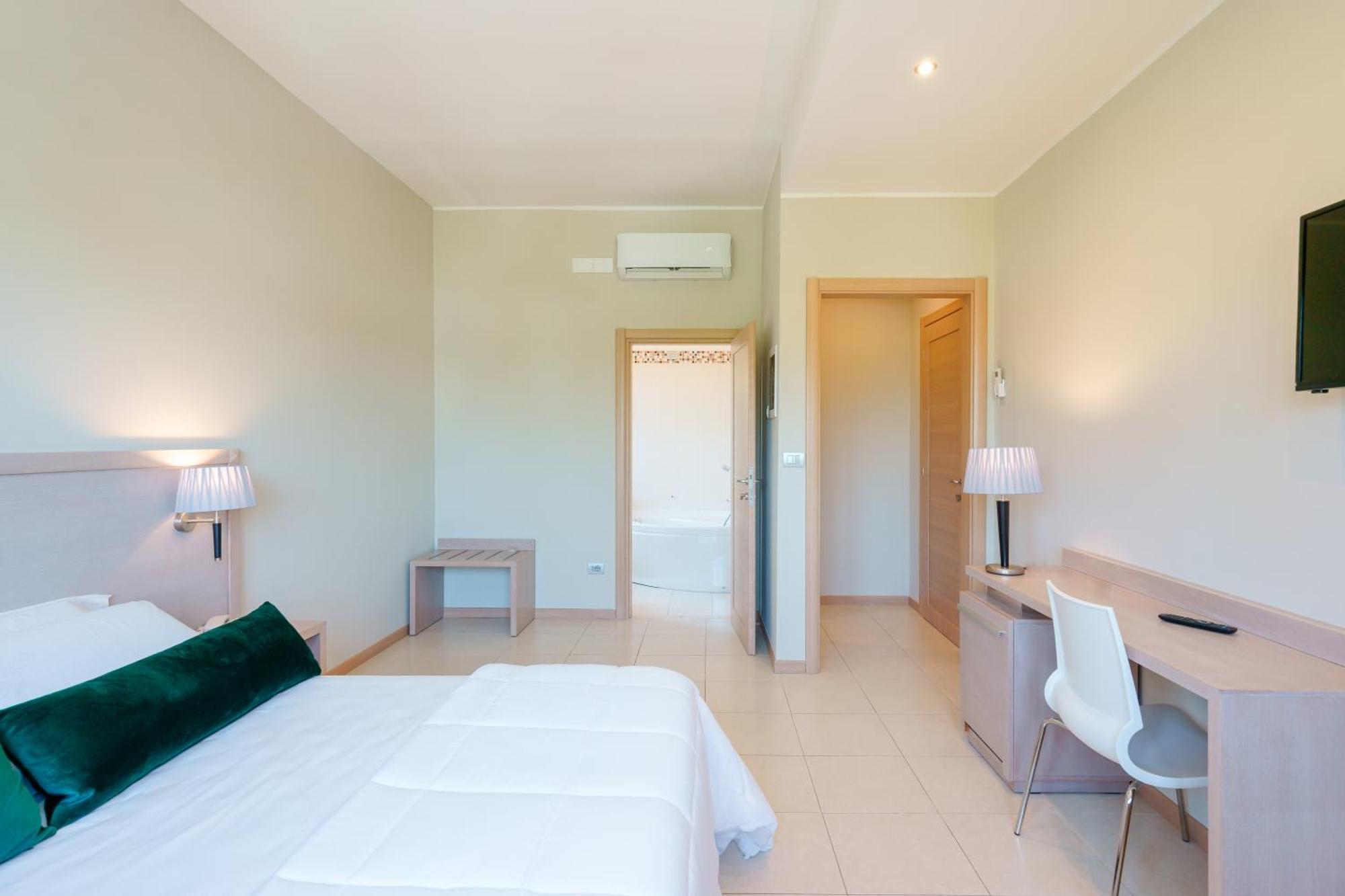 Dimora Lucia Hotel 马丁纳弗兰卡 外观 照片